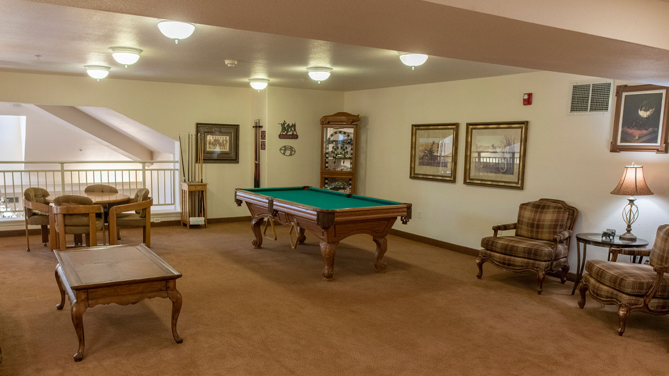 Senior Apartments High Point, NC Holiday The Stratford