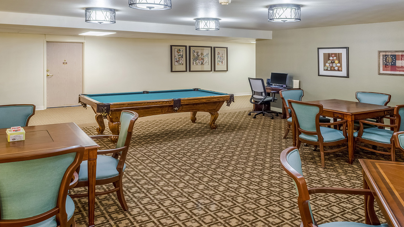 Independent Senior Apartments Savannah, GA | Holiday Rivers Edge