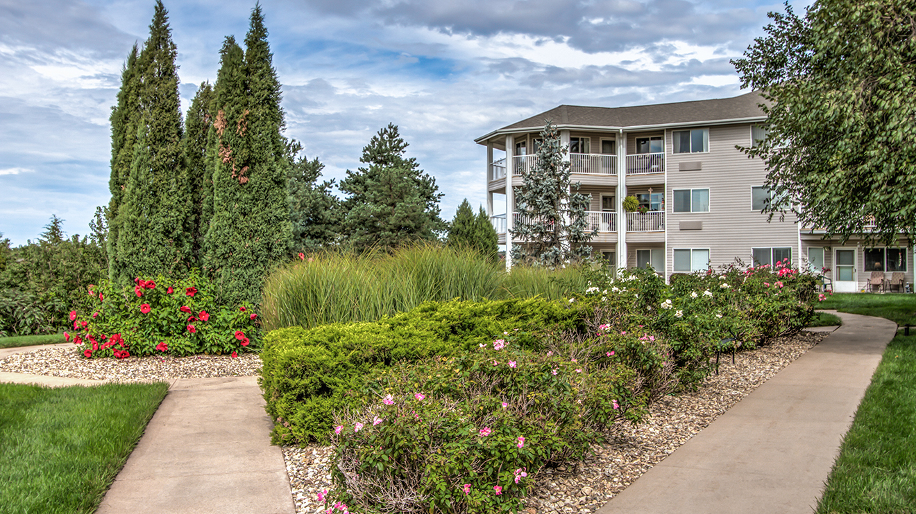 Senior Apartments in Topeka, KS Holiday Thornton Place