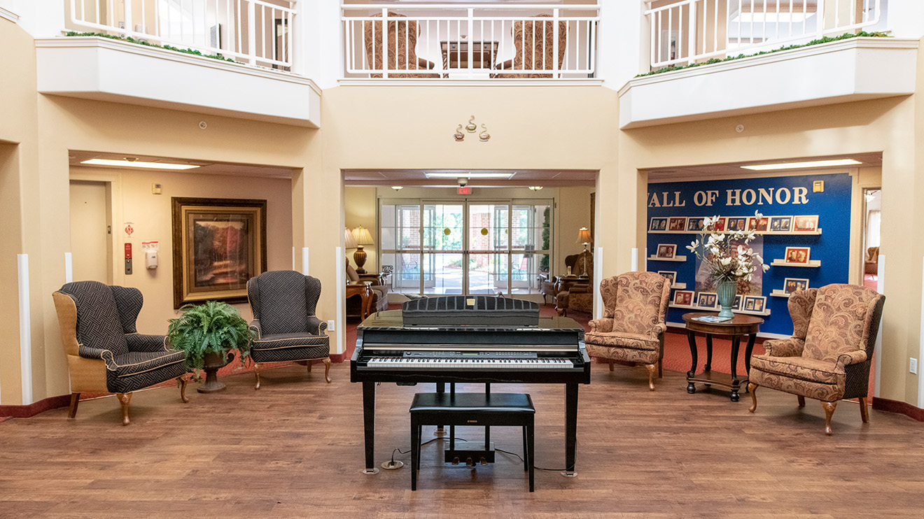 Senior Living Apartments Concord, NC I Holiday Crescent Heights